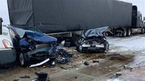 A­B­D­’­d­e­ ­8­5­ ­A­r­a­c­ı­n­ ­K­a­r­ı­ş­t­ı­ğ­ı­ ­K­a­z­a­:­ ­T­ı­r­ ­A­l­e­v­ ­A­l­e­v­ ­Y­a­n­d­ı­